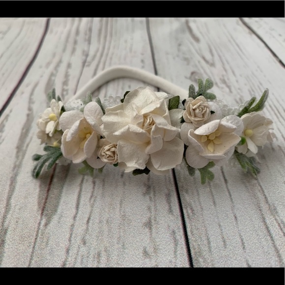 Other - 🌿Floral headband🌿